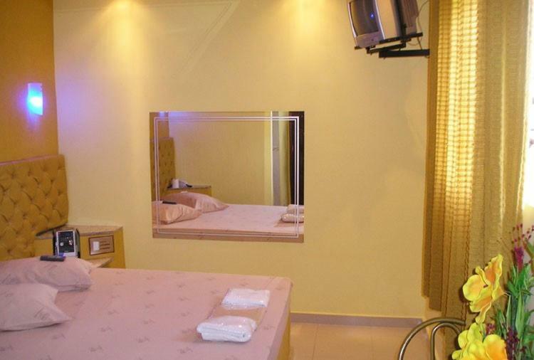 Motel Red Love Belo Horizonte Eksteriør billede